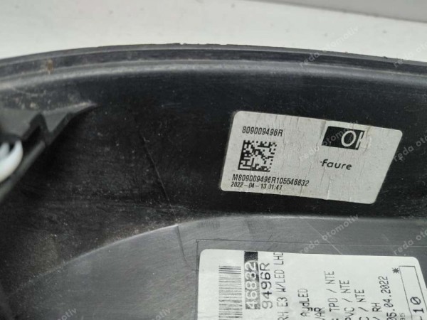 Renault Clio 5 Sağ Ön Kapı Döşemesi 809009496R CP (FE-120)