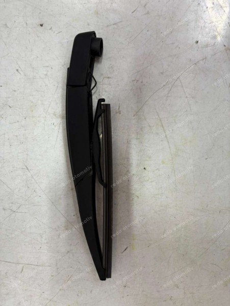 Renault Clio 5 Arka Silecek Kolu W000099515 YP (BA-120)