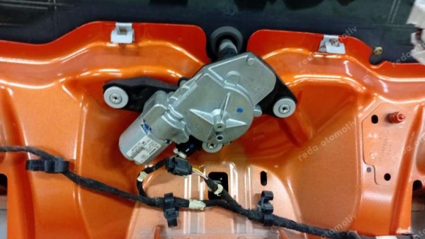 Renault Clio 5 Bagaj Kapağı 253388368R CP (İF-110)