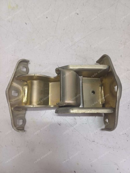 Renault Trafic Arka Kapı Menteşesi Orj. 527428C (HA-120)