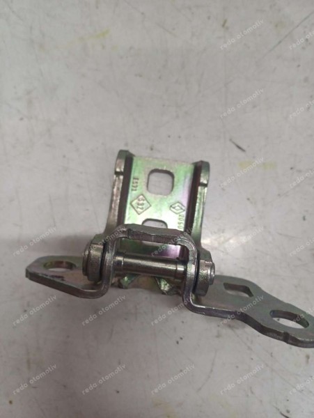 Renault Zoe Sağ Ön Kapı Üst Menteşesi Orj. CP 205018F (HA-120)