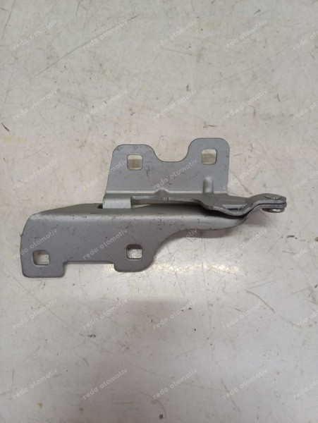 Renault Clio 2 Motor Kaput Sağ Menteşesi 8200715439 YP (HA-120/122)