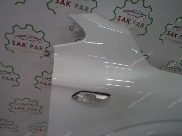 Renault Taliant Sağ Ön Çamurluk Sinyalli Orj 631003922R CP (JA-110)