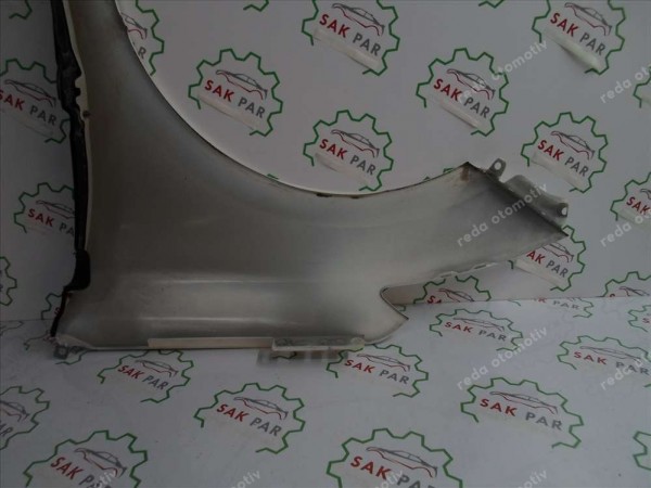 Hyundai İ20 Sağ Ön Çamurluk ve Bakaliti İzolatör (Beyaz) 66321-C8000 84142-C8000 CP (JA-110)