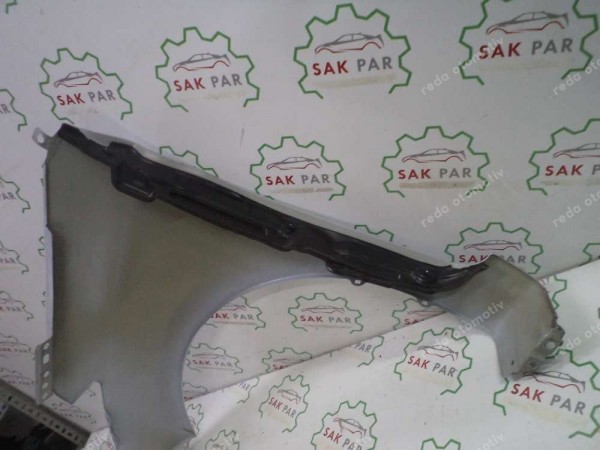 Hyundai İ20 Sağ Ön Çamurluk ve Bakaliti İzolatör 66321-C8000 84142-C8000 CP (JA-110)