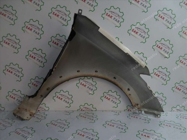 Hyundai İ20 Active Sol Ön Çamurluk ve Bakaliti İzolatör (Beyaz)  66311-C8200 CP (JC-110)