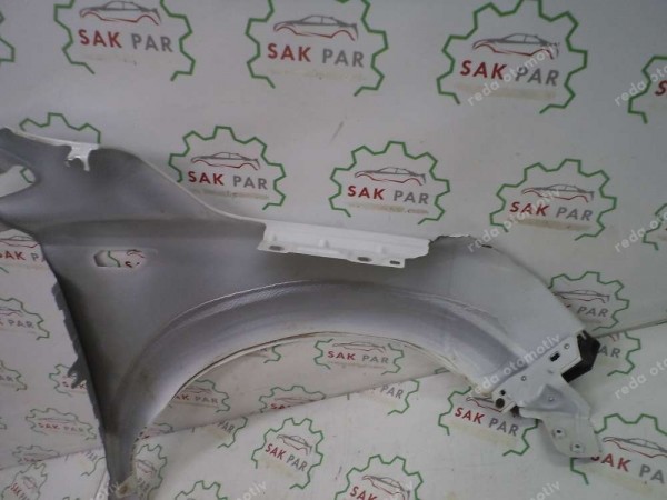 Renault Taliant Sol Ön Çamurluk Sinyalli Orj 631016764R CP HP (JD-110)