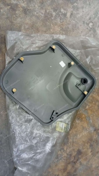 Dacia Logan Sağ Bagaj Kapı Panosu 8200435631 YP (GD-140)