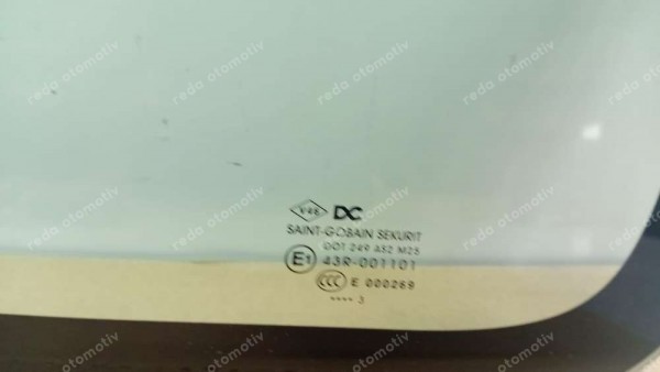 Renault Kangoo Ayırma Bölmesi Camı 8200447586 YP (GH-120)