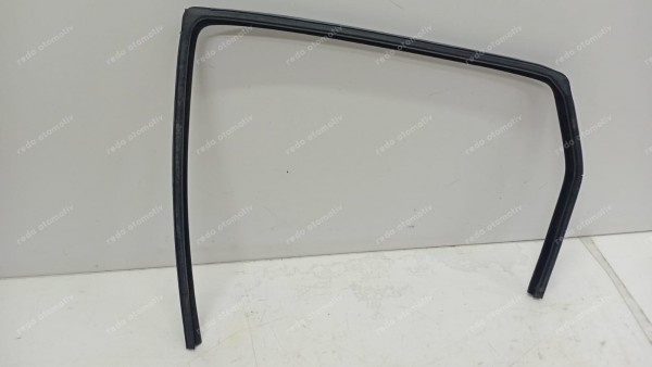 Ford Focus 1 Sol Arka Cam Fitili CP (JE-120)