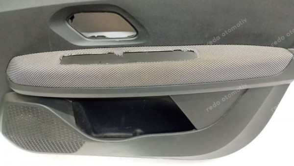 Dacia Jogger Sağ Ön Kapı Döşemesi 809007591R SP YP (FE-120)