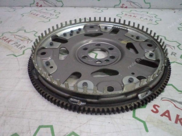 Renault Clio 5 Jogger 1.0 TCe Otomatik Volant Flanşı 123331947R YP SP (IC-120)