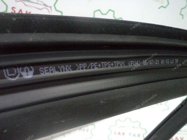 Renault Taliant Jogger Sağ Ön Kapı Cam Fitili Orjinal 803301377R SP YP (JE-120)