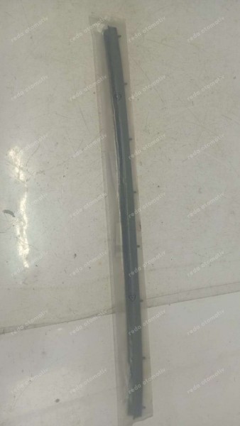 Dacia Dokker Kapı Toz Lastiği 828304997R YP (F1)