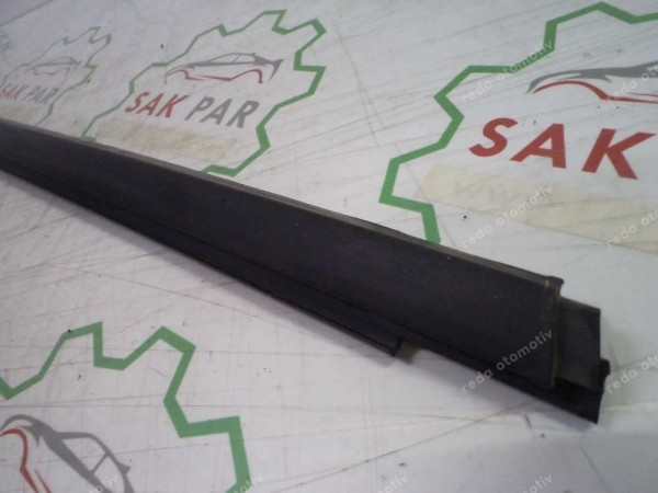 Dacia Jogger Sağ Ön Kapı Dış Cam Sıyırıcı Fitili Orj 808201736R CP (JD-120)