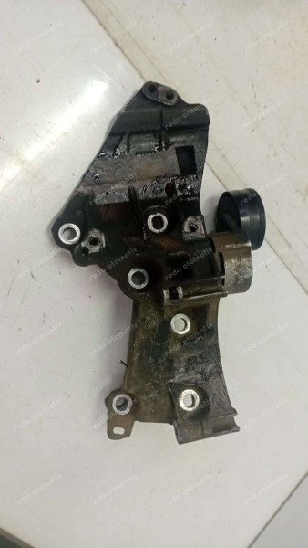 Dacia Lodgy Alternatör Suportu  8200669494 CP (AA-124)