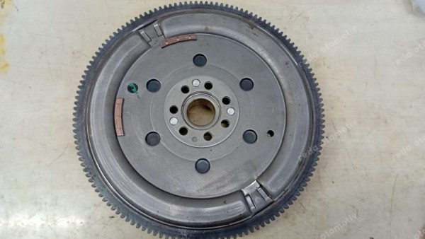 Renault Megane 4 Clio Kadjar Euro 6 Volant Orj. 123107790R SP YP (IC-120)