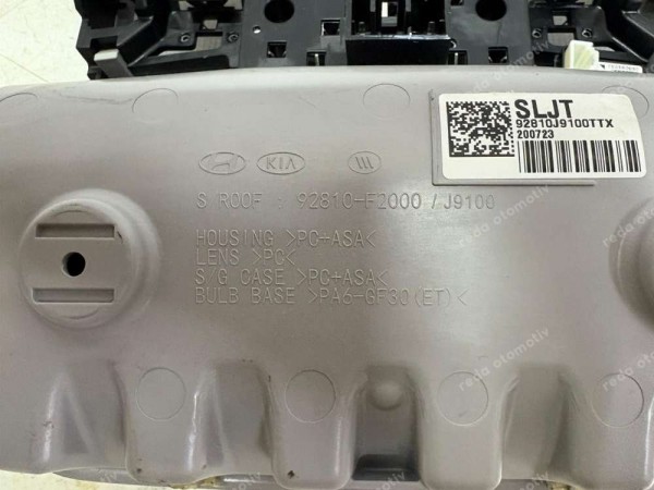 Hyundai Elantra Kona Tavan Lambası Konsolu Sunrooflu Orj. 92810-F2000 CP HP (Kapak Hasarlı) (FC122)