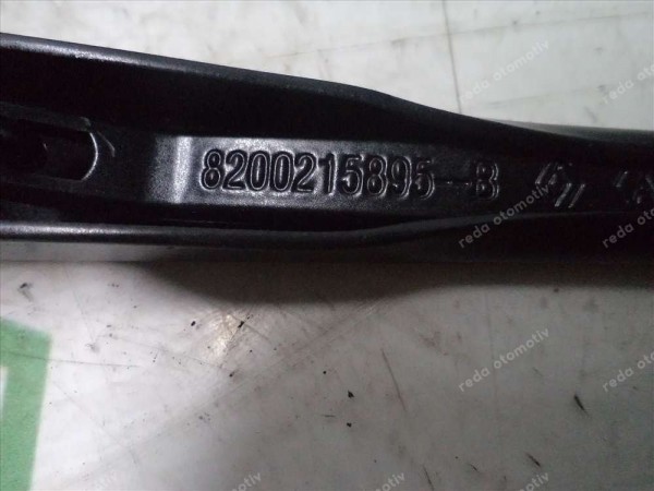 Renault Megane 2 Ön Sağ Dış Silecek Kolu Orj 8200215895 YP (JI-121)