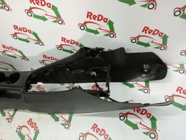 Hyundai İ20 Taban Konsolu Orta Ara Konsol 2020 Sonrası [RHD] 84610-Q0950 84611-Q0900 CP(KA-120)