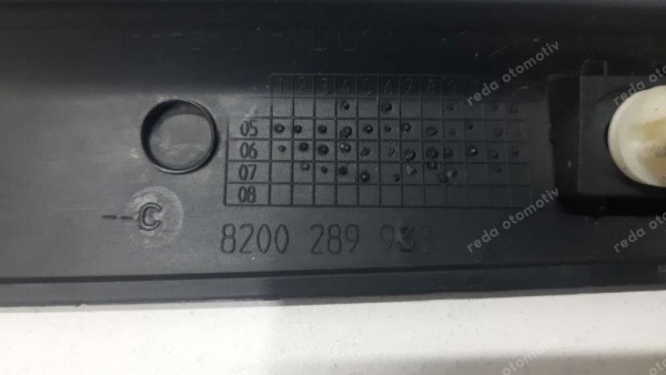 Renault Clio 3 Sport Arka Sağ Kapı Çıtası 8200289933 CP (CB-120)