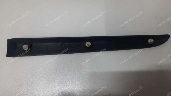 Renault Clio 3 Sport Arka Sağ Kapı Çıtası 8200289933 CP (CB-120)