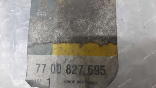 Renault R 21 Sağ Ön Çamurluk Bandı 7700827695 YP (CB-120)