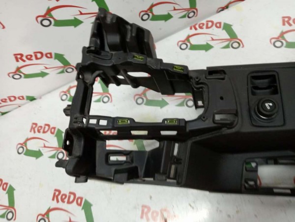 Ford Focus 3 Orta Ara Konsol BM51-A045M62-AEW CP (KC-110)