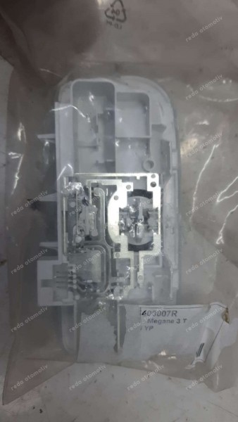 Renault Megane 3 Fluence Arka Tavan Lambası 264300007R YP (FB-120)