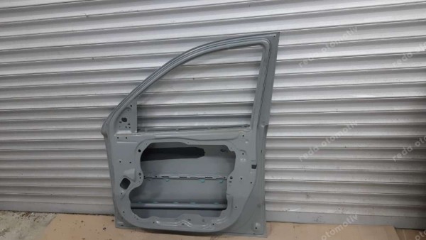Hyundai Santa Fe Sağ Ön Kapı 76004-2B030 YP (İC-110)