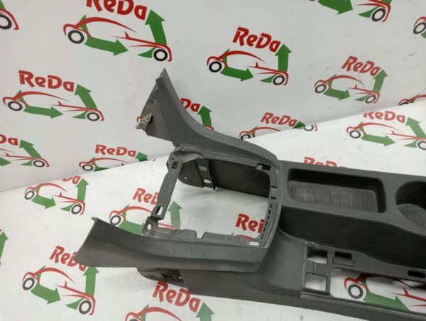 Ford Focus 2 Orta Arka Konsol Gövdesi Bej 4M51-A045B55-AE CP (KC-110)