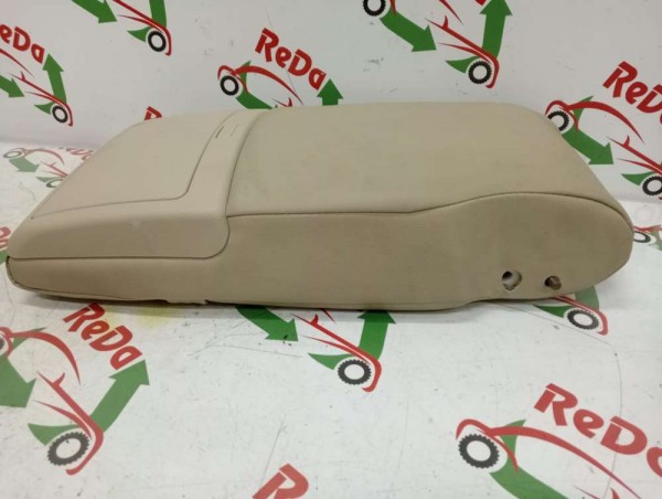 Hyundai Santa Fe Arka Koltuk Orta Kol Dayama 89900-2B100CMM CP HP (KB-120)