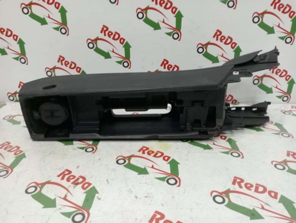 Ford Fiesta Orta Ara Konsol Gövdesi BA61-A045B55-AA CP (KB-110)