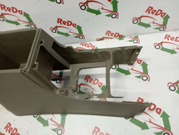 Hyundai Santa Fe Vites Ara Konsol 84610-26000 CP HP (KE-110)