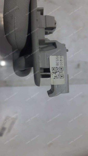 Renault Clio 5 Taliant Sağ Güneşlik Orj 964004288R CP (IE-127)