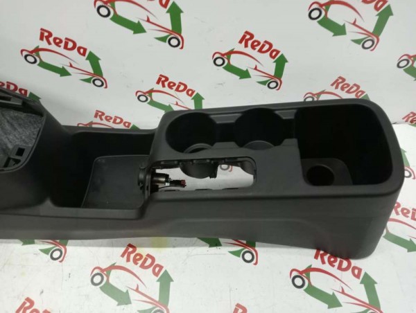 Hyundai İx20 Kia Venga Orta Ara Konsol 84611-1P000 YP (KD-110)