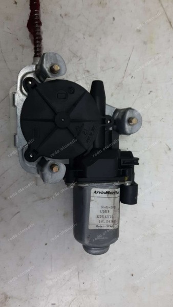 Renault Master 2 Iveco Daily Sağ Ön Kriko Motorlu Amb. 8200162710 YP (DF-120)