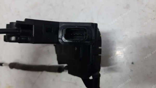 Renault Clio 4 Sağ Ön Kapı Kilidi Amb. 805004945R YP (EE-123)