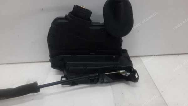 Renault Captur 1 Sağ Arka Kapı Kilidi Amb. 805027072R YP (EE-125)