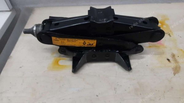 Renault Clio Symbol Thalia Araç Krikosu Amb 8200525962 YP (AF-120)