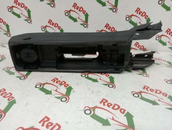 Ford Fiesta Orta Ara Konsol Gövdesi BA61-A045B55-AA CP (KB-110)