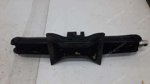 Fiat Fiorino Araç Kaldırma Krikosu Amb 51883060 YP (BG-120)