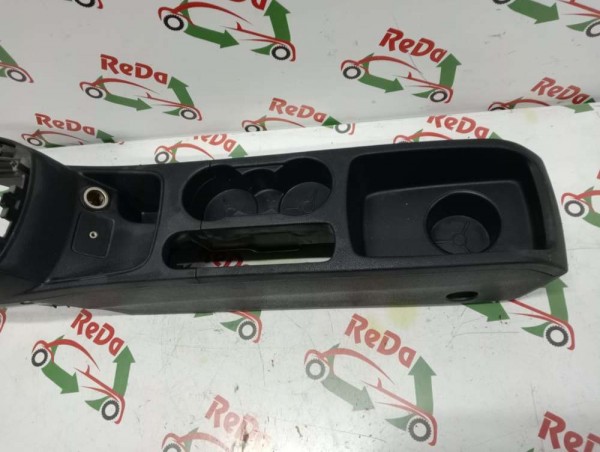 Ford Fiesta Orta Ara Konsol Gövdesi BA61-A045B55-AA CP (KB-110)