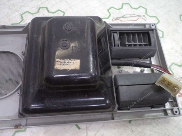 Mercedes Man Tavan Okuma Lambası Havalandırma Panjuru CP (FB-123)