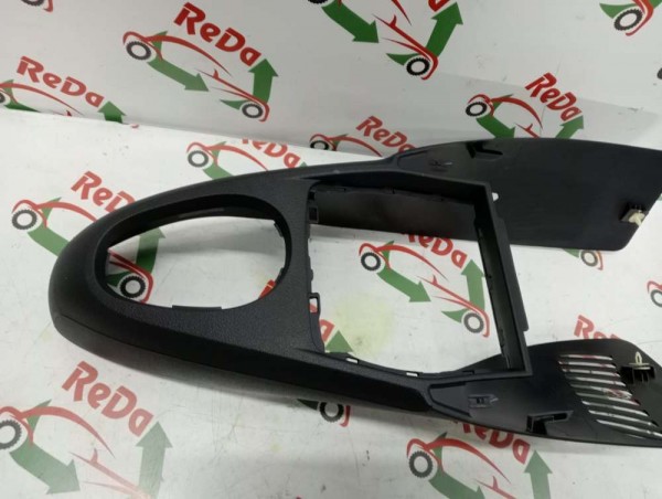 Renault Clio 2 Konsol Üst Kapağı 8200071281 YP (KC-130)