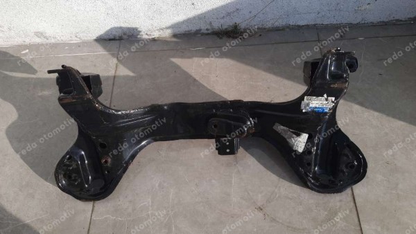 Hyundai Elantra Ön Travers (96/2000) 62410-29111 YP (JI-109)