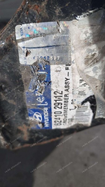 Hyundai Elantra Ön Travers (99/2001) 62410-29112 YP (JI-109)