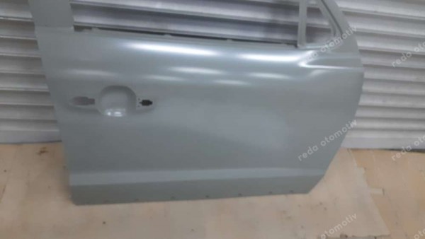 Hyundai Santa Fe Ön Sağ Kapı Sacı 76121-2B030 YP (FE-110)