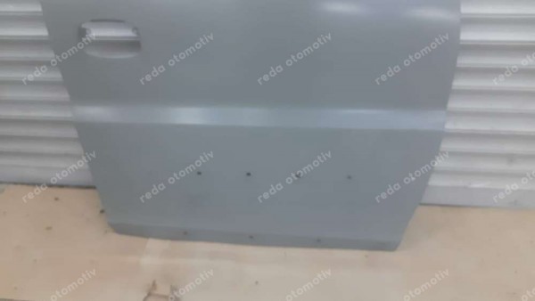 Hyundai Starex Sağ Ön Kapı Sacı (Delikli) 76121-4A300 YP (GI-109)