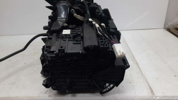 Toyota Yaris Hybrid Kalorifer Kutusu 87050-K0120 CP (AE-130)